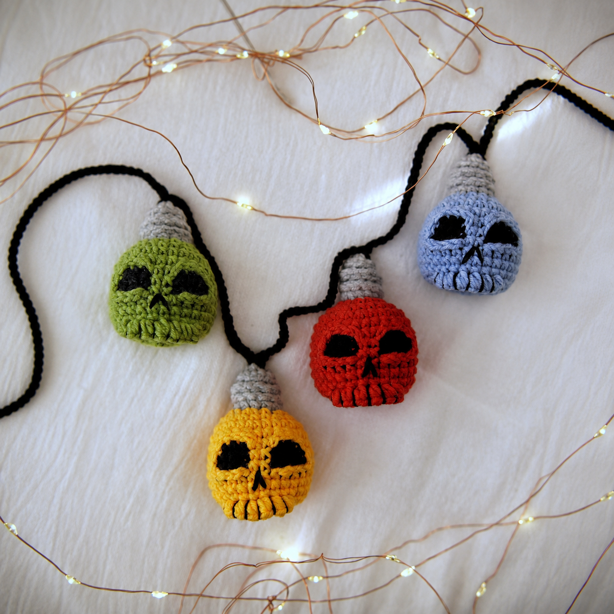 Crochet Skull String Lights Pattern – Halloween Skull Garland PDF Pattern
